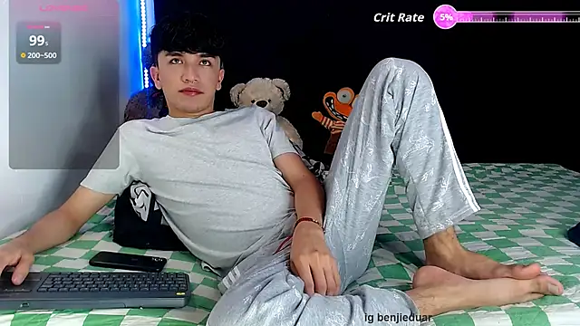 benji hoter online show from 02/01/26, 11:03