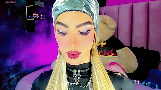 dollswit01 online show from 02/28/25, 04:43