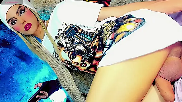 dollswit01 online show from 03/15/25, 12:58