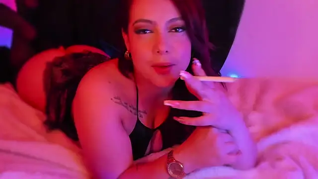 isabelithaa online show from 03/11/25, 11:26