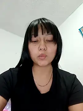 Dulce yul online show from 01/31/25, 04:03