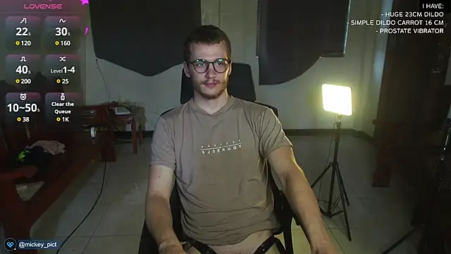 mickeypict online show from 12/10/24, 04:45