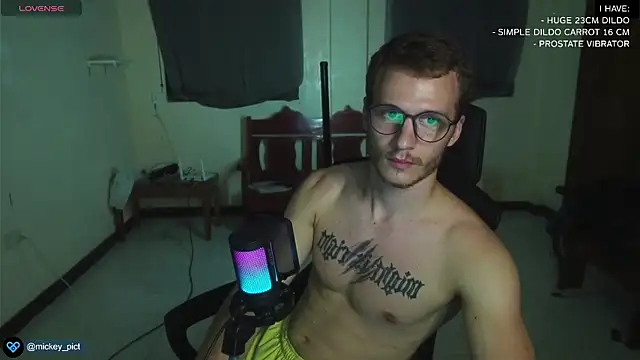 mickeypict online show from 12/30/24, 01:36