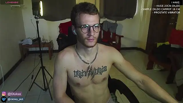 mickeypict online show from 01/14/25, 05:40