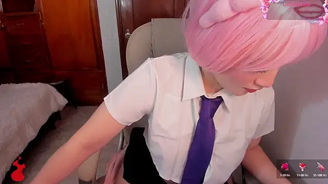 Maavca  online show from 09/27/25, 07:52