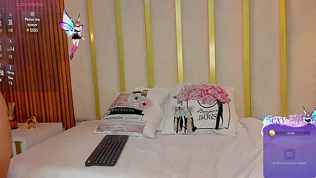 Snapshot of love_mommy chatting on 02/24/25, 01:57 love mommy online show from 02/24/25, 01:57