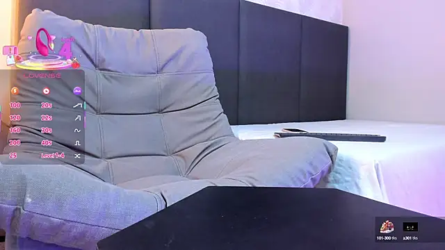 SophieHarris  online show from 09/15/25, 08:09