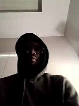 Snapshot of Txdarkmeat74 chatting on 12/01/25, 02:00 Txdarkmeat74 online show from 12/01/25, 02:00