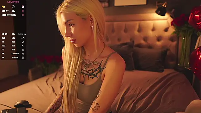 Snapshot of LolaStifler chatting on 02/16/25, 09:59 LolaStifler online show from 02/16/25, 09:59