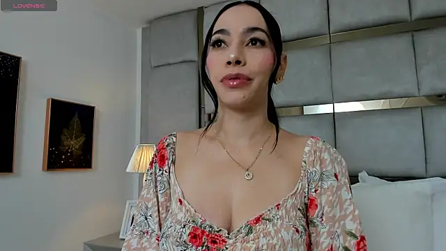 AmbarJensen online show from 01/24/25, 12:10