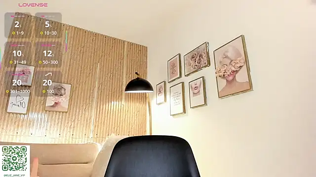 Snapshot of Eliz_jane chatting on 10/03/25, 01:08 Eliz jane online show from 10/03/25, 01:08