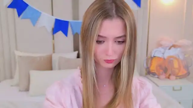 MarybethSnow online show from 09/29/25, 05:07