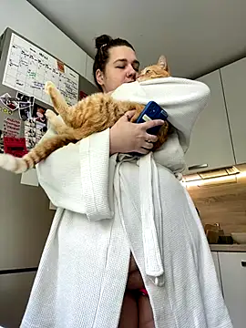 SuzieMurray online show from 09/12/25, 09:53