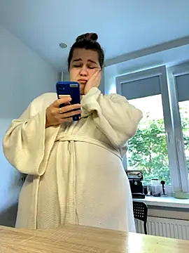 SuzieMurray online show from 09/19/25, 10:27