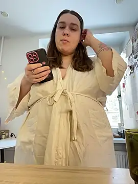 SuzieMurray online show from 02/18/26, 08:21