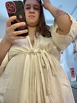 SuzieMurray online show from 02/22/26, 08:24