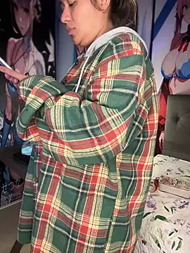 Im Little online show from 02/08/25, 03:08