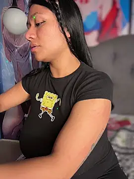 Im Little online show from 04/06/26, 02:31