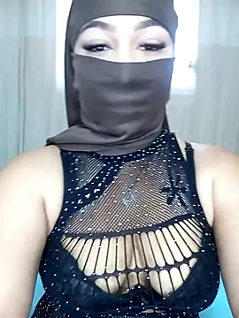 Snapshot of Kendra_Kait chatting on 01/17/25, 06:02 Kendra Kait online show from 01/17/25, 06:02