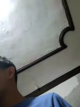 Snapshot of charlesss19 chatting on 11/08/25, 12:05 charlesss19 online show from 11/08/25, 12:05