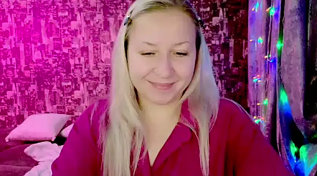 Snapshot of sarakatherin chatting on 12/01/24, 08:09 sarakatherin online show from 12/01/24, 08:09