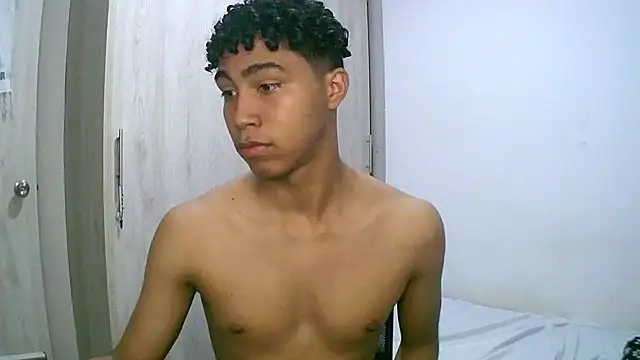 sexy diamante  online show from 11/03/25, 11:37