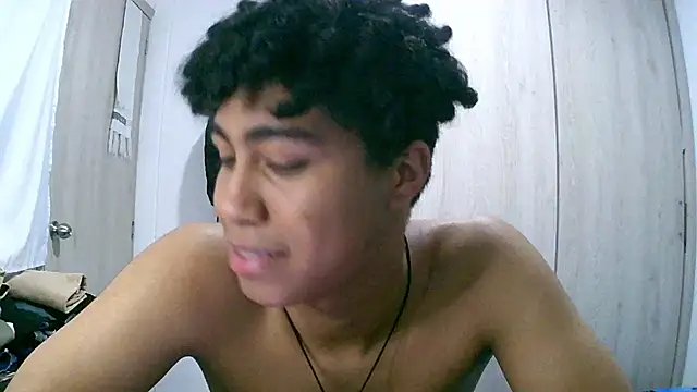 sexy diamante  online show from 02/02/26, 02:32