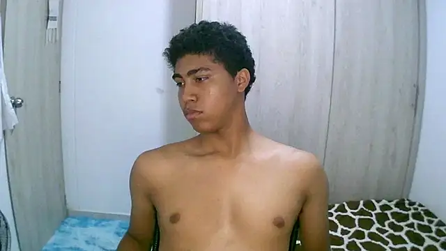 sexy diamante  online show from 03/23/26, 03:32