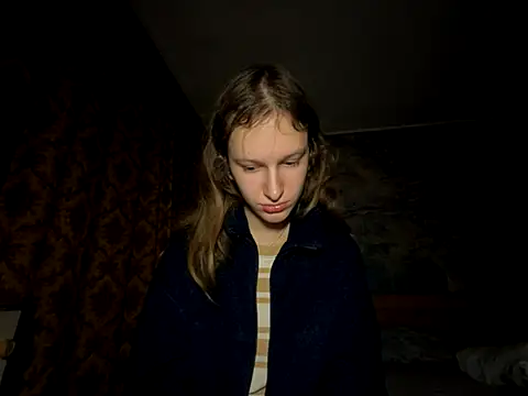 Eva Angel3 online show from 10/28/25, 05:37