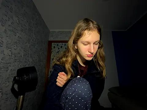 Eva Angel3 online show from 12/21/25, 04:14