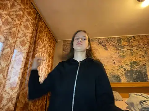 Snapshot of Eva_Angel3 chatting on 04/19/26, 04:06 Eva Angel3 online show from 04/19/26, 04:06