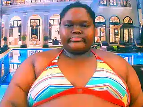 Snapshot of EbonyHotBuns chatting on 05/26/26, 08:38 EbonyHotBuns online show from 05/26/26, 08:38