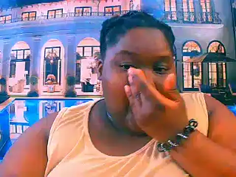 Snapshot of EbonyHotBuns chatting on 06/30/26, 10:38 EbonyHotBuns online show from 06/30/26, 10:38