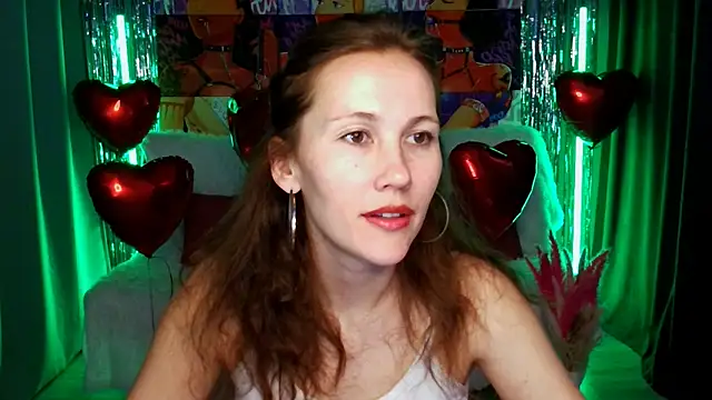 Snapshot of MichelleOrtis chatting on 02/14/25, 12:47 MichelleOrtis online show from 02/14/25, 12:47
