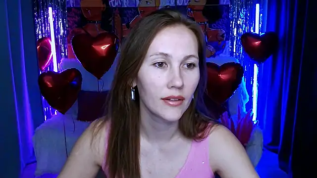 Snapshot of MichelleOrtis chatting on 02/19/25, 01:17 MichelleOrtis online show from 02/19/25, 01:17