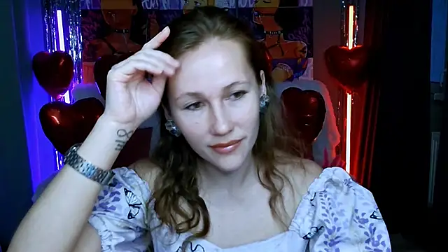 Snapshot of MichelleOrtis chatting on 02/21/25, 01:44 MichelleOrtis online show from 02/21/25, 01:44