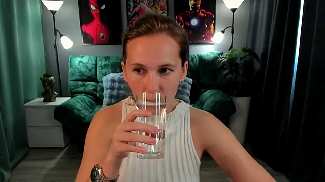 MichelleOrtis online show from 04/07/26, 08:26