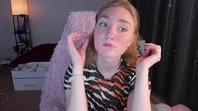 ReddHotPipper online show from 12/14/25, 03:45