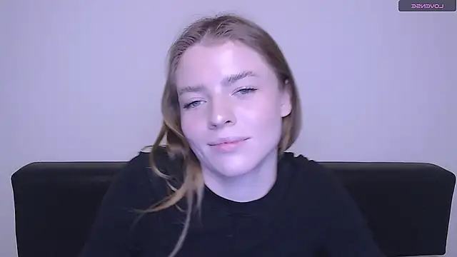 MissOliviaa  online show from 12/15/24, 02:16