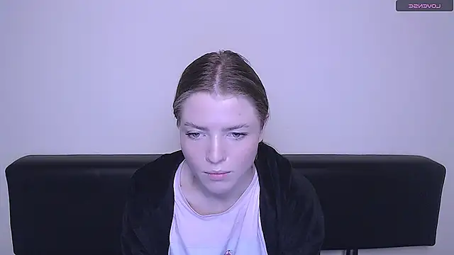 MissOliviaa  online show from 12/16/24, 11:22