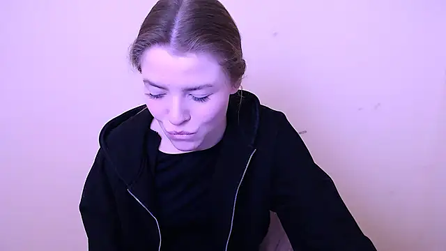 MissOliviaa  online show from 01/16/25, 08:22