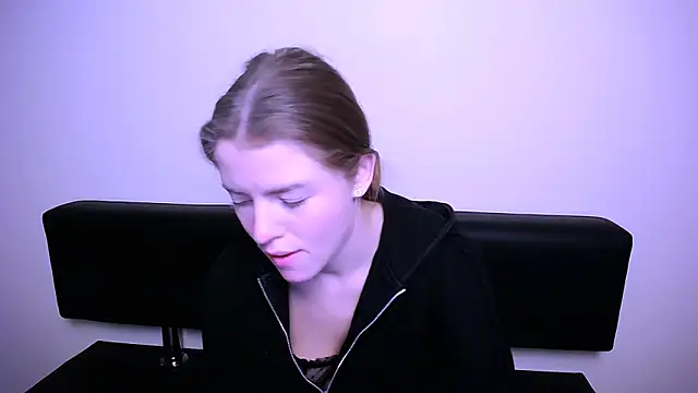 MissOliviaa  online show from 01/31/25, 11:46