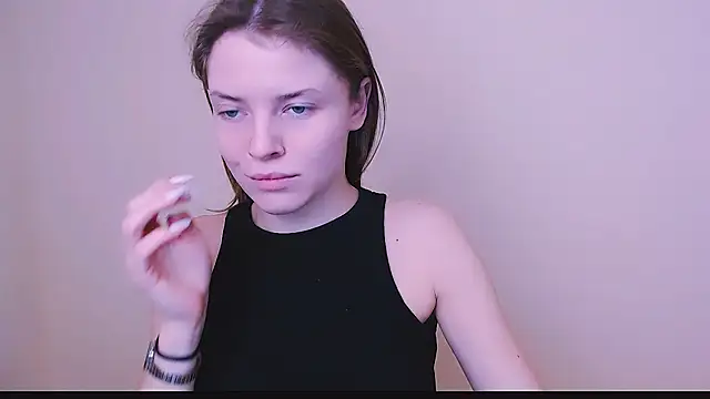 MissOliviaa  online show from 02/07/25, 04:03