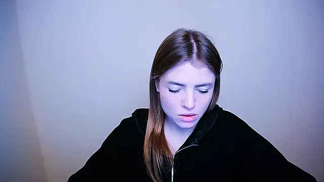 MissOliviaa  online show from 02/11/25, 01:20