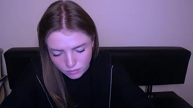 MissOliviaa  online show from 02/20/25, 10:15