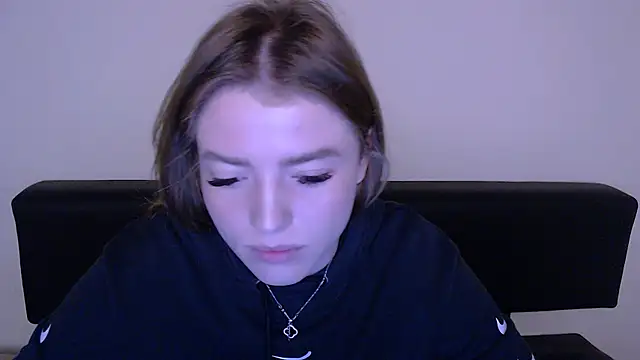 MissOliviaa  online show from 03/06/25, 11:47