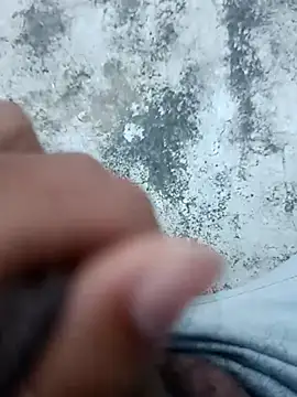 nick05inch online show from 10/24/25, 12:23