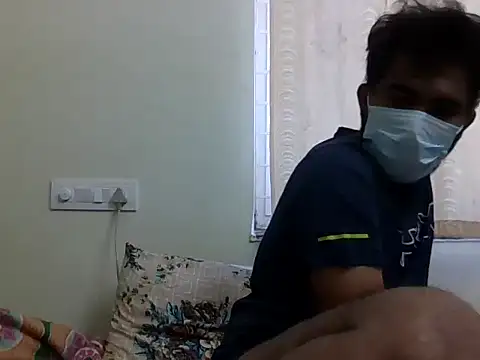 nick05inch online show from 12/20/25, 07:37