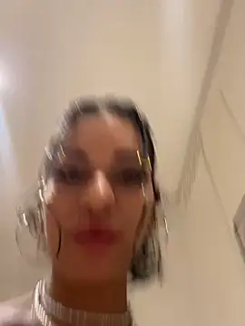 AlyssaHottv  online show from 09/25/25, 10:46