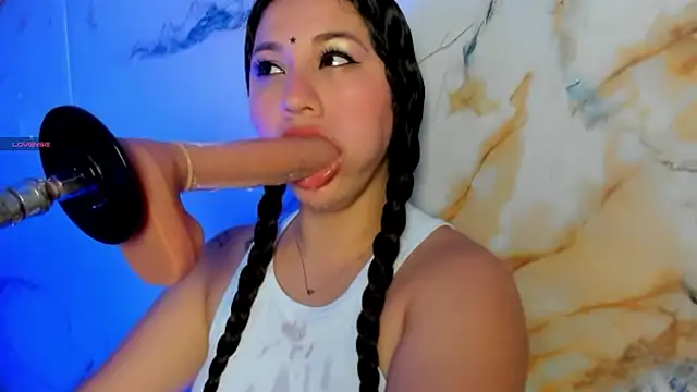 hade cute online show from 04/07/26, 05:13